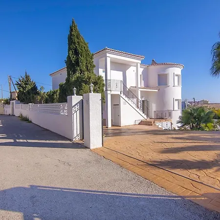 Guzman - Soleada Willa Calpe