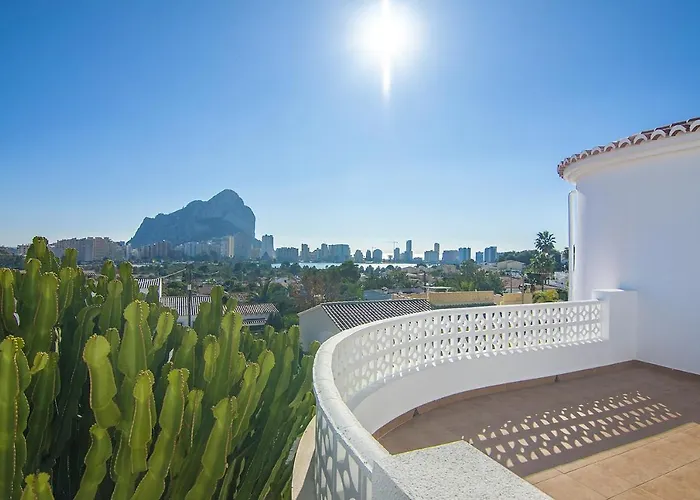 Guzman - Soleada Willa Calpe