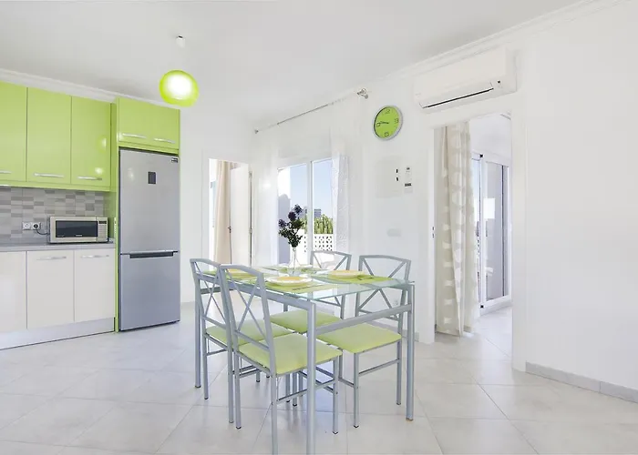 Willa Guzman - Soleada